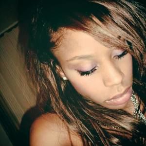 Meet your Posher, Celah